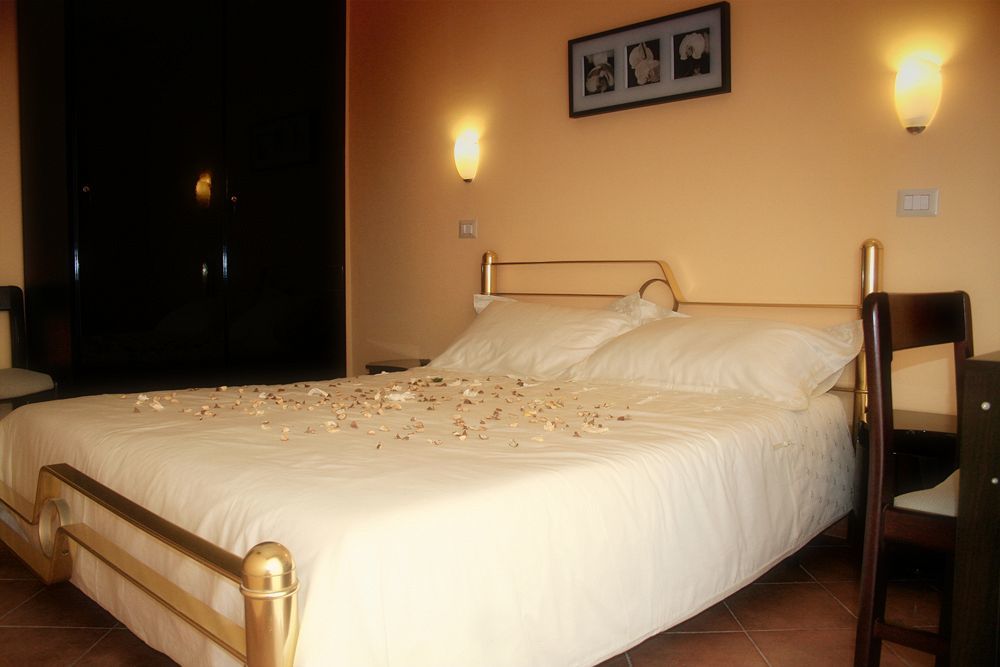 Tano'S Apartment Giardini Naxos Ngoại thất bức ảnh