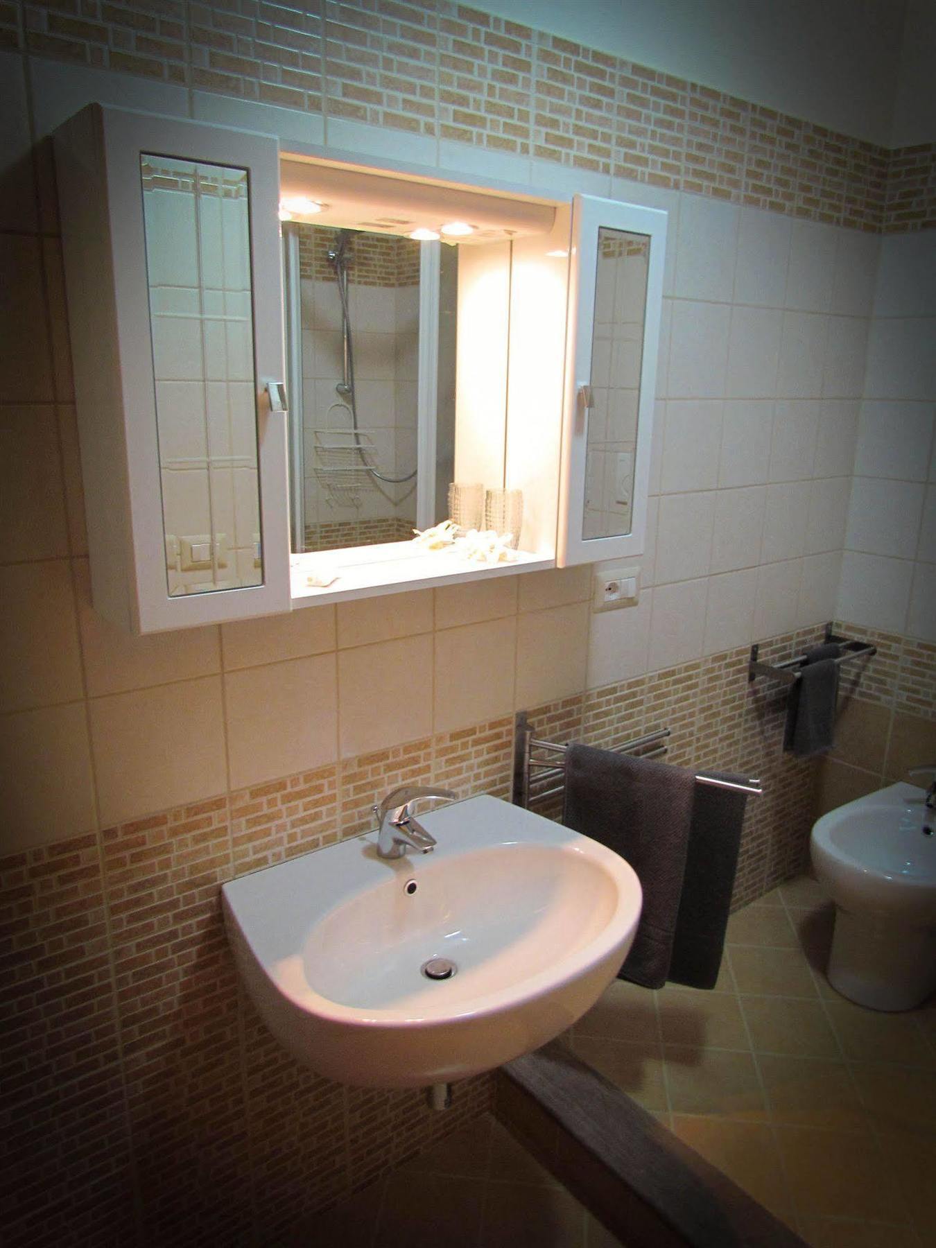 Tano'S Apartment Giardini Naxos Ngoại thất bức ảnh