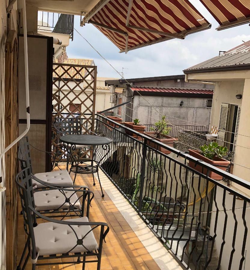 Tano'S Apartment Giardini Naxos Ngoại thất bức ảnh